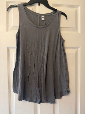 Women’s Gray Tank Top